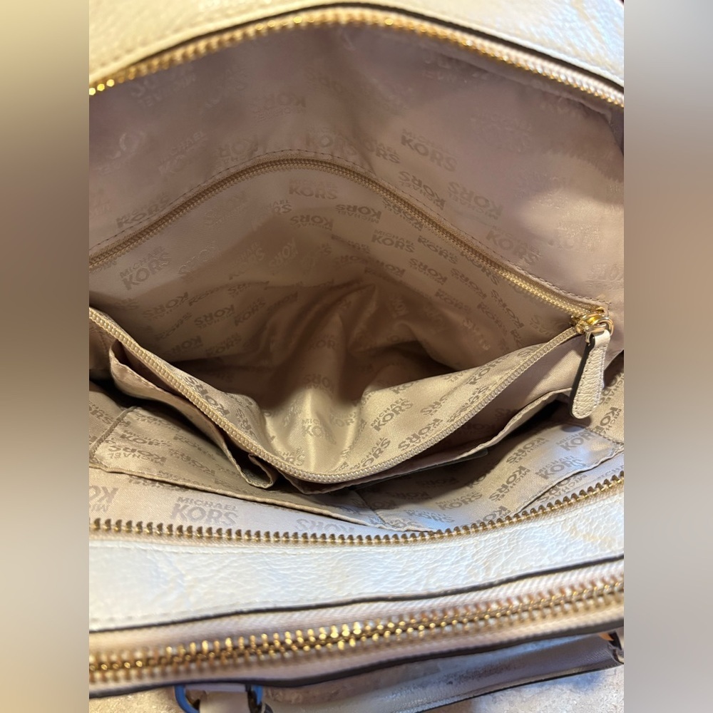 Michael Kors Women's Convertible Satchel, light cream - Picture 14 of 16